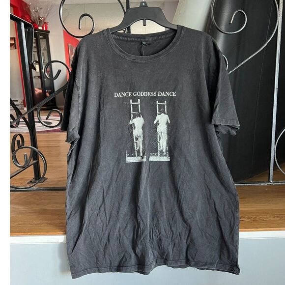 PVRIS T Shirt - Picture 1 of 3